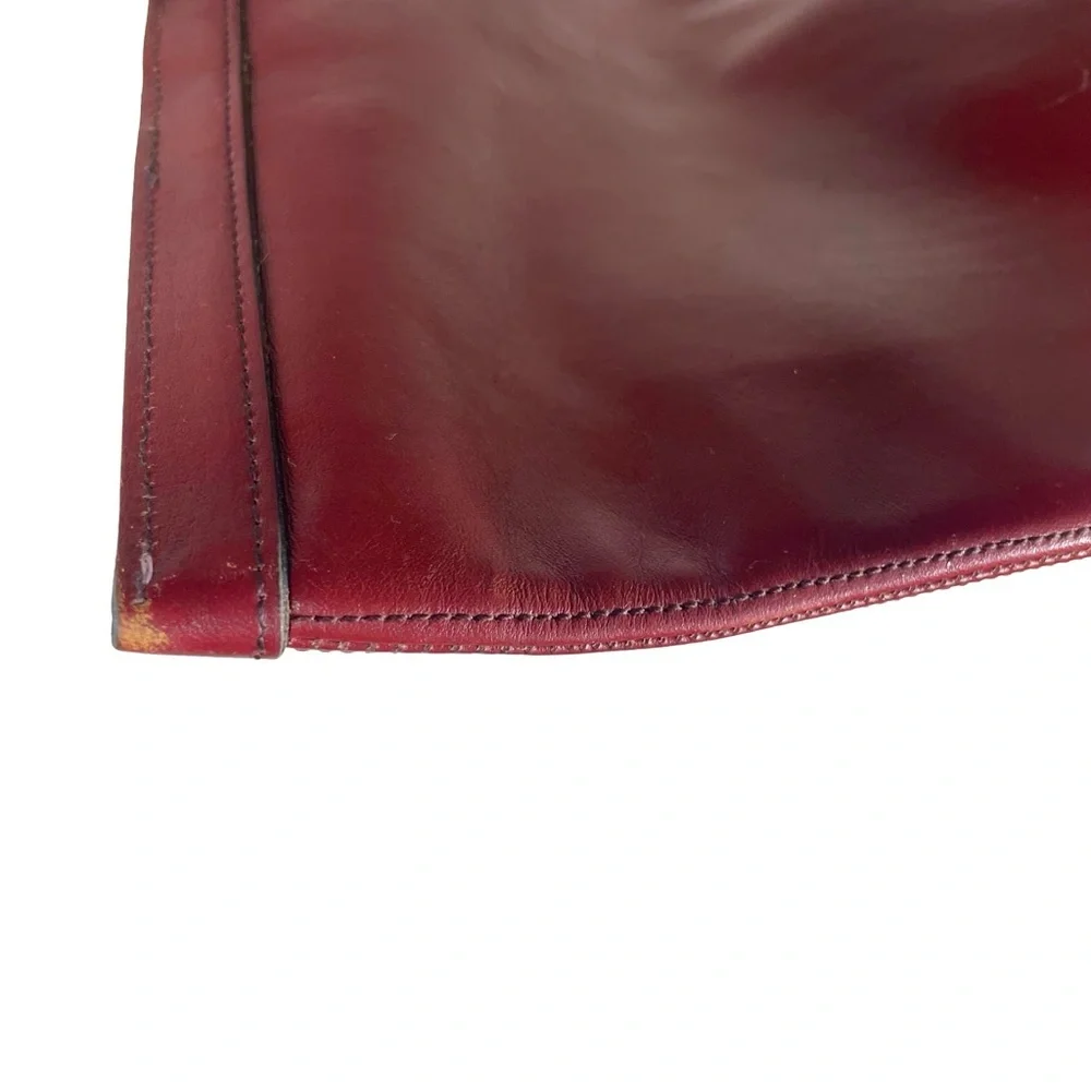 Vintage Etienne Aigner Burgundy Leather Envelope Clutch Shoulder Bag Brass Logo - Picture 9 of 15